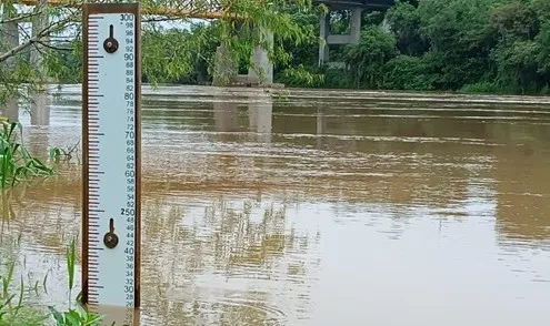 União da Vitória atualiza plano para enchentes e amplia estrutura de atendimento emergencial