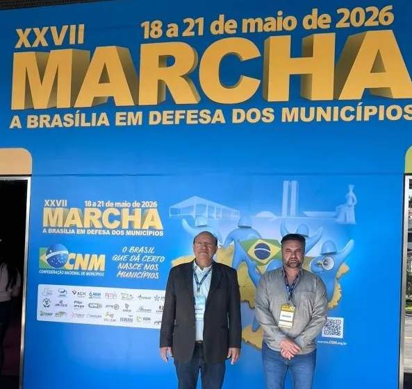 Prefeito e vice de General Carneiro participam da Marcha dos Prefeitos em Brasília