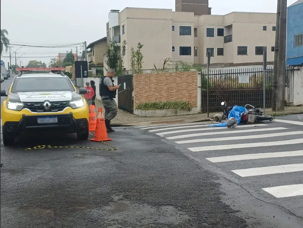 Caminhão suspeito de envolvimento em acidente fatal é abordado na BR-153 em General Carneiro