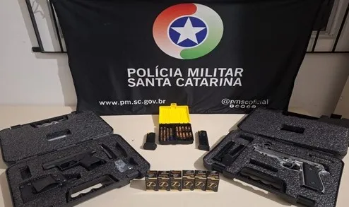 Homem é preso com armas, munições e medicamentos ilegais em Porto União