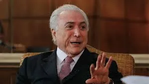 Michel Temer participa de lançamento de rede legislativa na Assembleia do Paraná